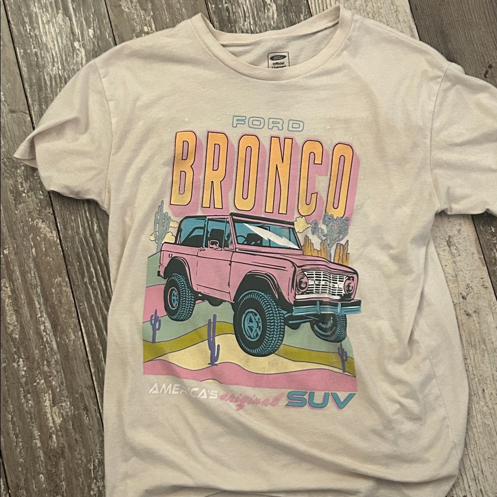 Ford Bronco Pastel Graphic Tee 
target size m